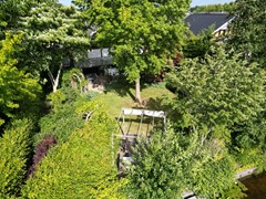 Merwede-nieuw-drone_-2 tuin.jpg